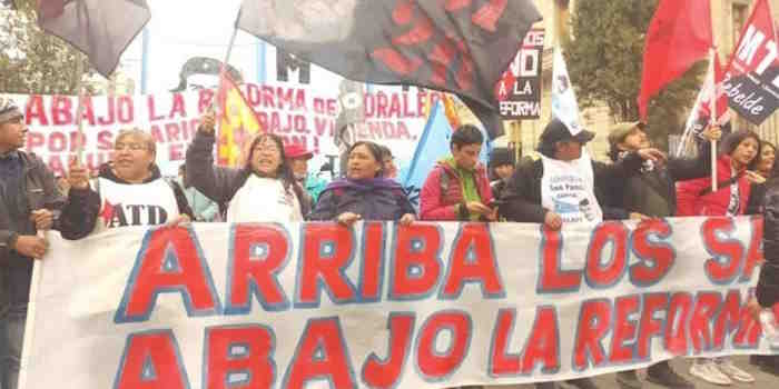 Represión en Jujuy: docentes van a un paro nacional 