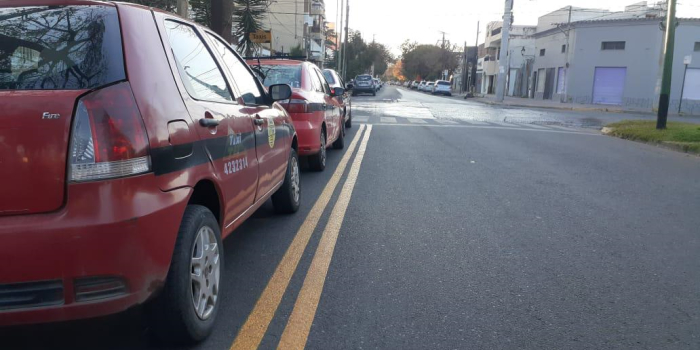 Ciclovías: levantarán paradas de taxis y estacionamiento medido de calle Belgrano
