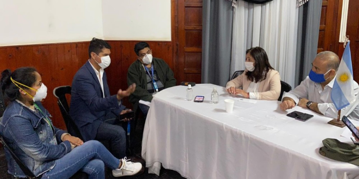 Medrano con autoridades sanitarias de Bolivia consensúan acciones de prevención frente al COVID-19