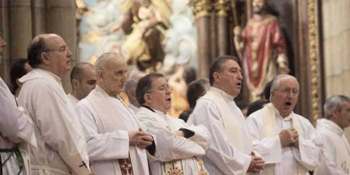 Histórico: el Vaticano abre la puerta para que hombres casados