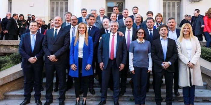 Gobernadores de la oposición rechazan las medidas que anunció Macri
