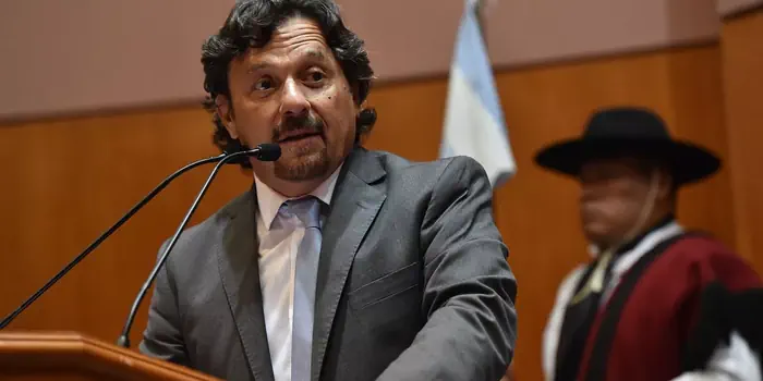 Sáenz pidió a la fiscalía de ciberdelincuencia actuar sobre las fake news, el acoso electoral y los hackeos de redes de políticos