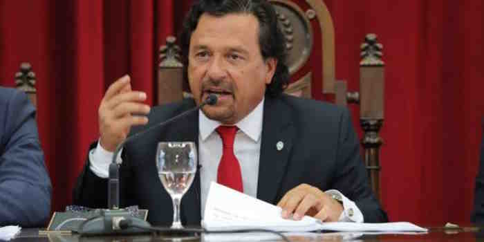El gobernador Gustavo Sáenz vetó parcialmente la ley de Convivencia Social