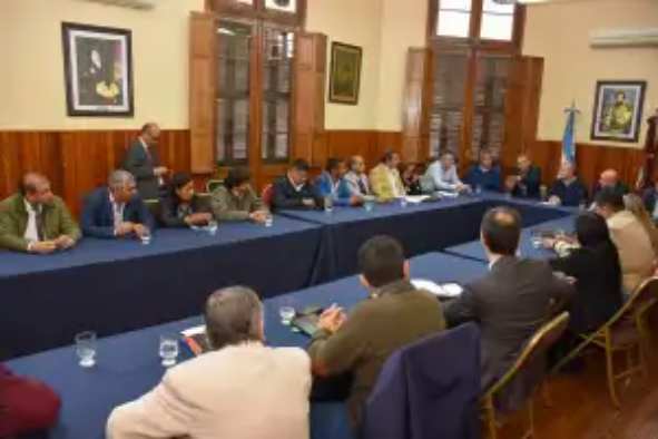 Salud Pública detalló en el Senado el plan de contingencia para enfrentar la temporada de dengue en Salta 