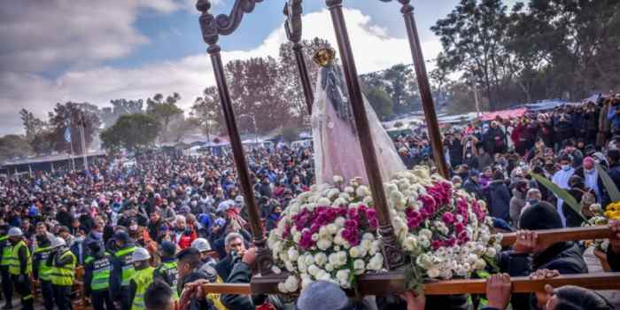 Después de dos años, una multitud salteña celebró al Señor de Sumalao