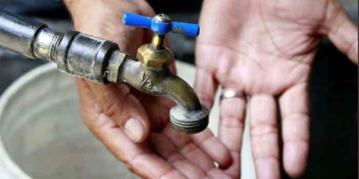 Reparto de agua en camiones: El Ente Regulador intimó a COSAySA información inmediata