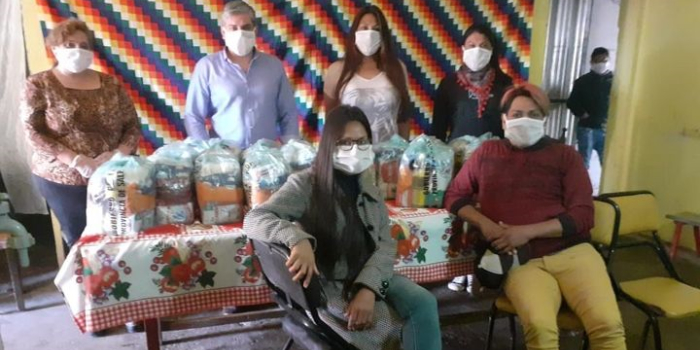 Entregaron módulos alimentarios al colectivo LGTB de Rosario de Lerma
